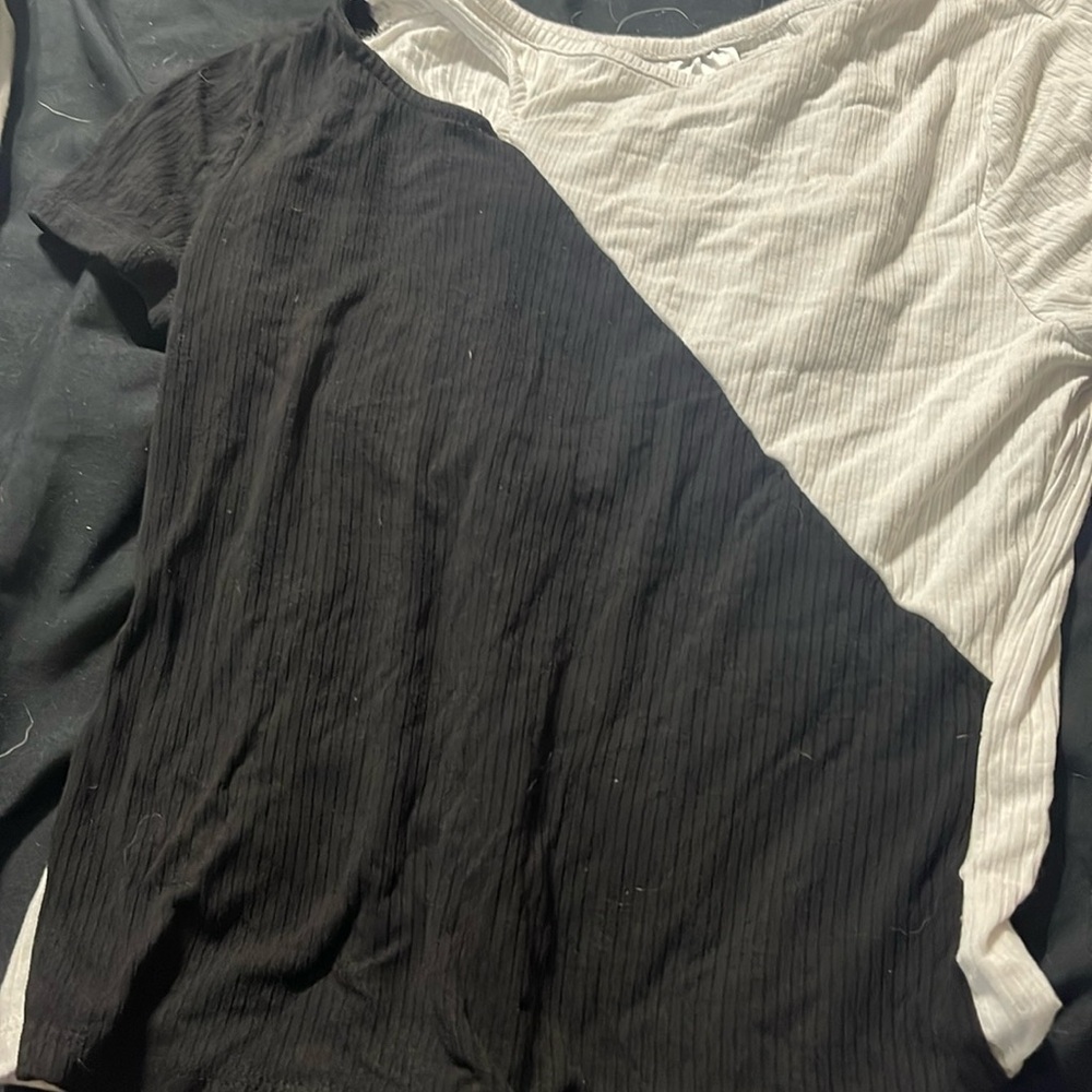 black and white crop top